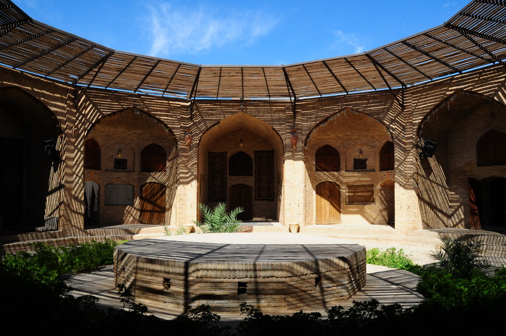 Zeinodin Caravanserai, Yazd